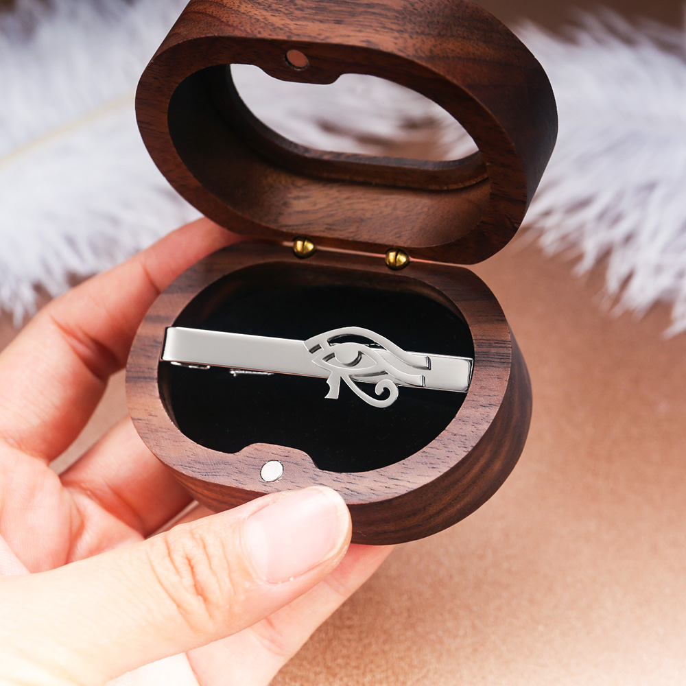 Tangula สแตนเลส Eye of Horus เ - Men'S Grooming Set Gift บทวิจารณ์และราคา